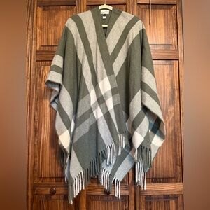 Universal Thread Gray Wool Blend Shall